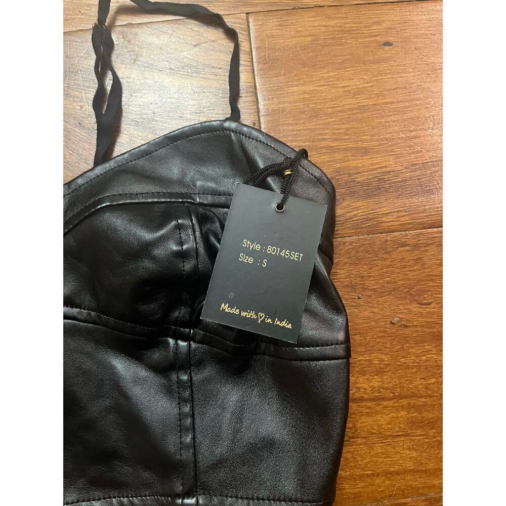 Japna black crop top size size small​ - Picture 3 of 5